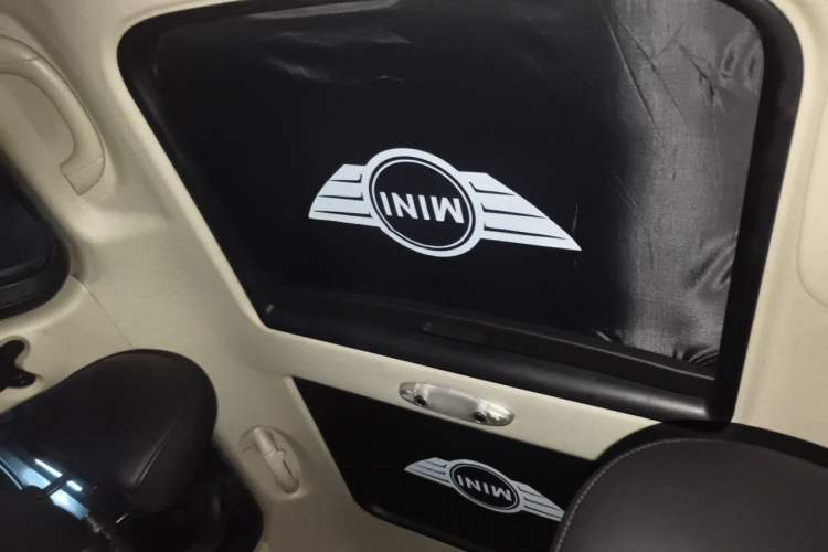 Used MINI Countryman 2014 1.6T COOPER ALL4 Excitement Headliner