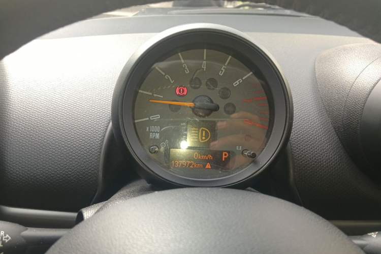 Used MINI Countryman 2014 1.6T COOPER ALL4 Fun Instrument Cluster