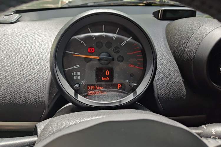 Used MINI Countryman 2014 1.6L COOPER Fun Instrument Cluster