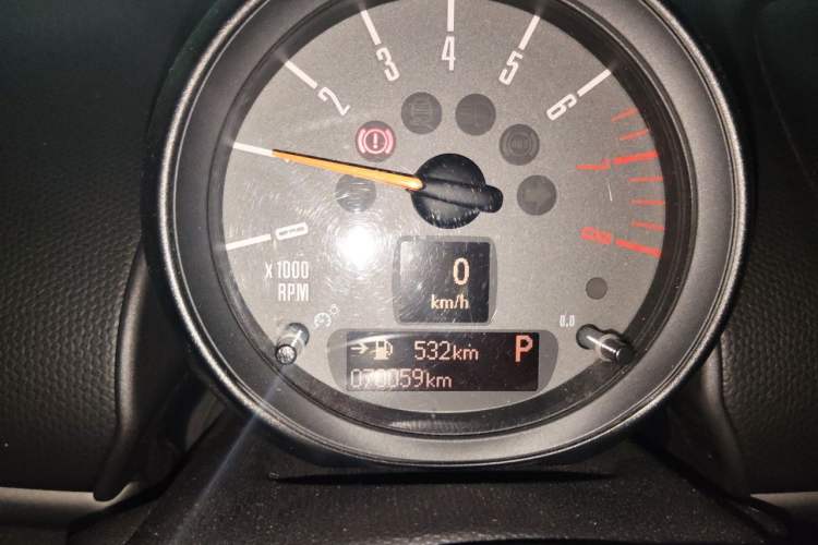 Used MINI Countryman 2014 1.6T COOPER ALL4 Fun Instrument Cluster