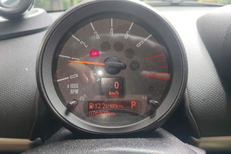 Used MINI Countryman 2014 1.6T COOPER ALL4 Fun Instrument Cluster