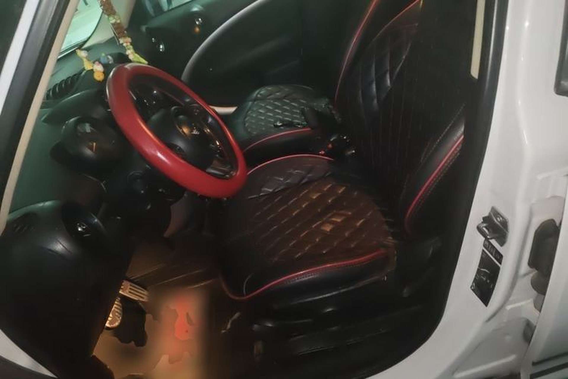 Used MINI Countryman 2014 1.6L COOPER Fun Left Front Seat