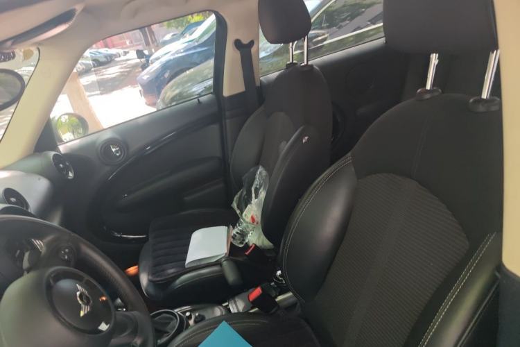 Used MINI Countryman 2014 1.6T COOPER S Left Front Seat
