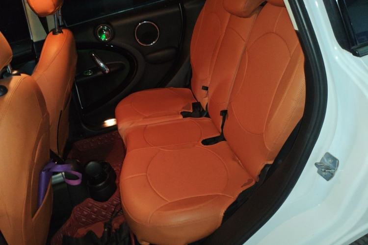 Used MINI Countryman 2014 1.6T COOPER ALL4 Fun Left Rear Seat