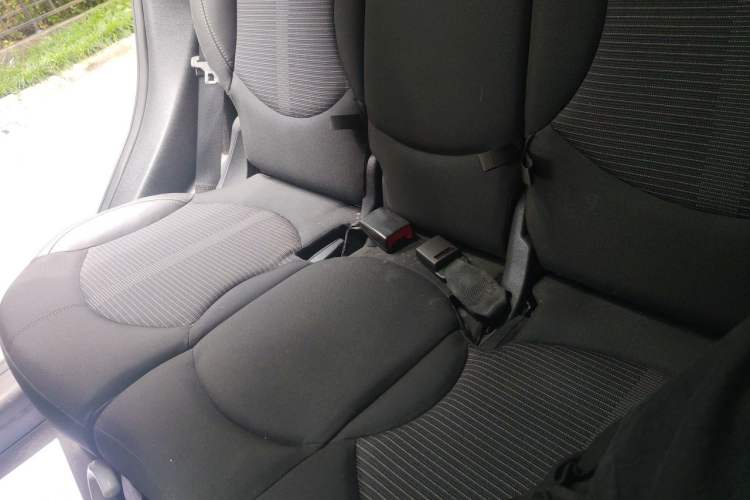 Used MINI Countryman 2014 1.6T COOPER ALL4 Fun Left Rear Seat