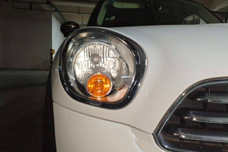 Used MINI Countryman 2014 1.6T COOPER ALL4 Fun Right Front Headlight