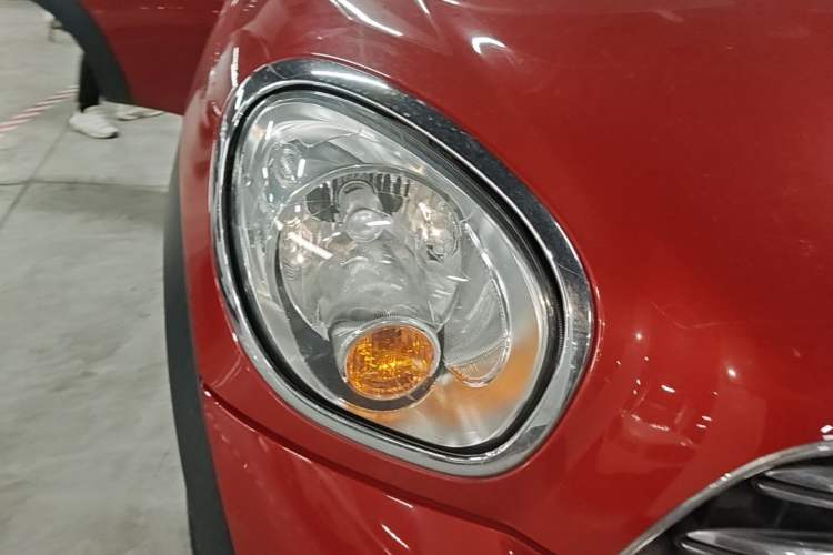 Used MINI Countryman 2014 1.6L COOPER Fun Right Front Headlight