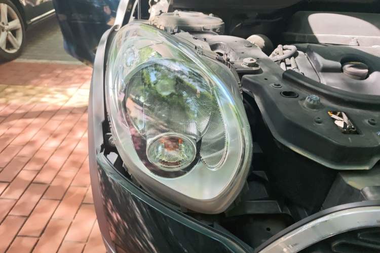 Used MINI Countryman 2014 1.6T COOPER S Right Front Headlight