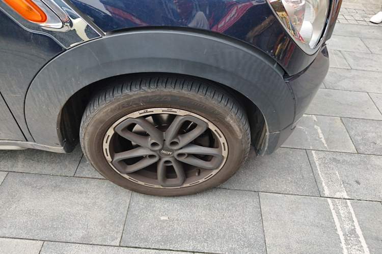 Used MINI Countryman 2014 1.6T COOPER ALL4 Fun Right Front Wheel Hub