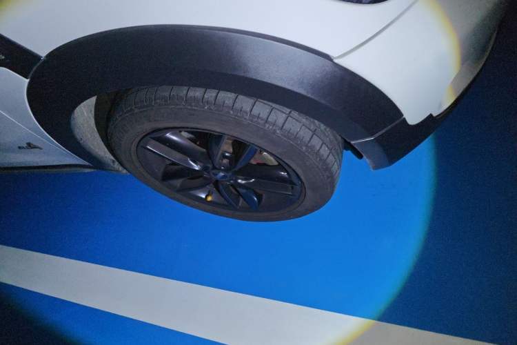 Used MINI Countryman 2014 1.6T COOPER ALL4 Excitement Right Front Wheel Hub