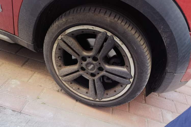 Used MINI Countryman 2014 1.6T COOPER S ALL4 Right Front Wheel Hub