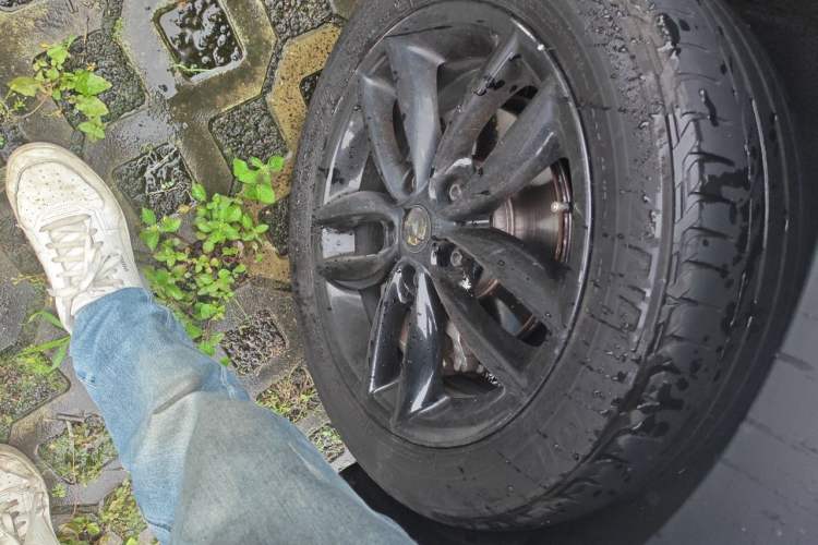 Used MINI Countryman 2014 1.6T COOPER ALL4 Excitement Right Front Wheel Hub