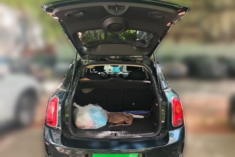 Used MINI Countryman 2014 1.6T COOPER S Trunk