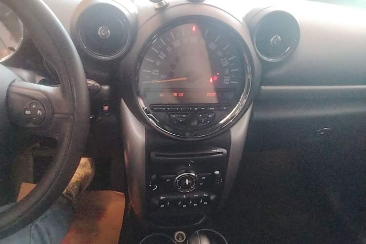 Used MINI Countryman 2014 1.6T COOPER ALL4 Fun Audio And AC Panel