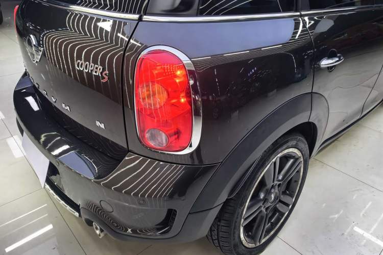 Used MINI Countryman 2014 1.6T COOPER S Exterior 5