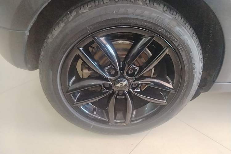 Used MINI Countryman 2014 1.6T COOPER ALL4 Fun Right Rear Wheel Hub