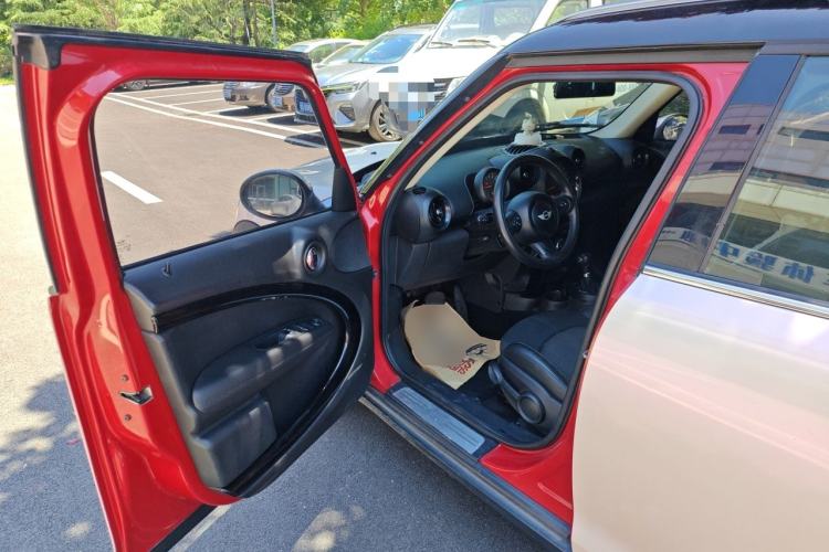 Used MINI Countryman 2014 1.6L COOPER Fun Driver Seat