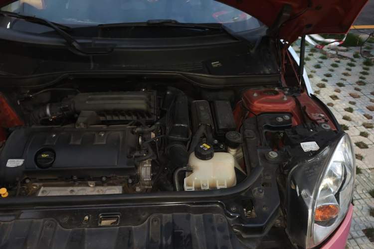 Used MINI Countryman 2014 1.6L ONE Engine Bay Left