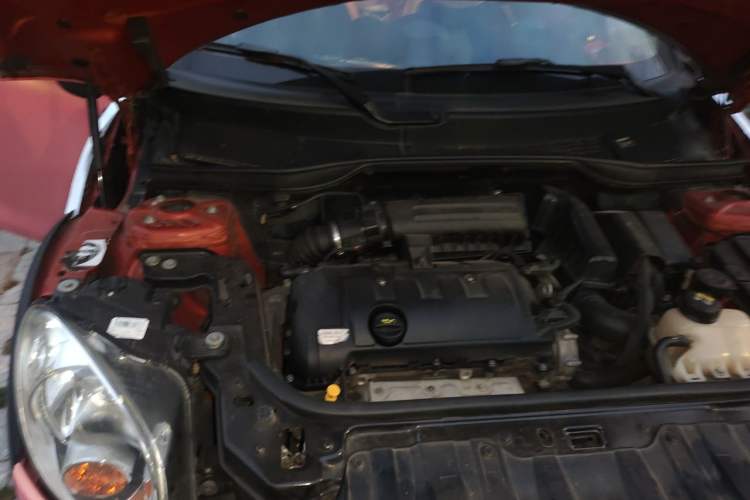Used MINI Countryman 2014 1.6L ONE Engine Bay Right