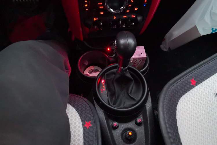 Used MINI Countryman 2014 1.6T COOPER S Gear Lever