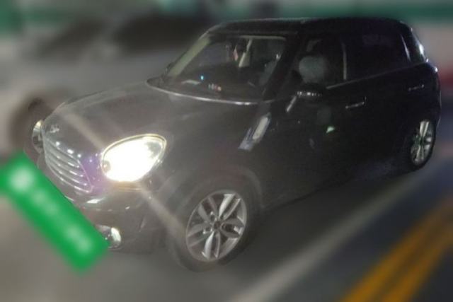 MINI Countryman Mini Cooper 1.6L automatic with sunroof and manual seats usado