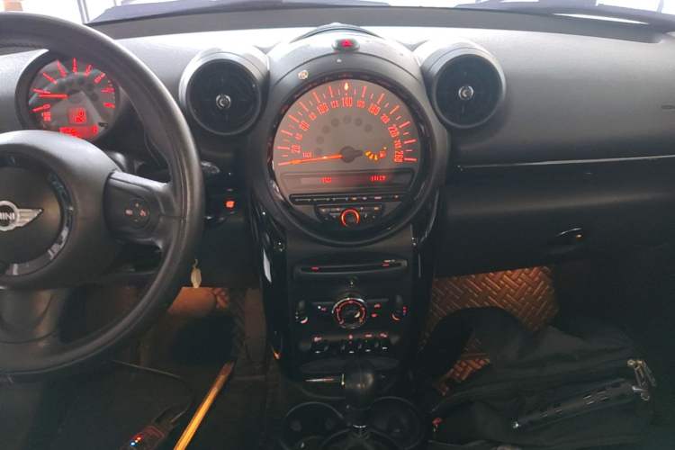 Used MINI Countryman 2014 1.6T COOPER ALL4 Fun Audio And AC Panel