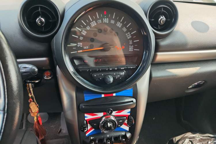 Used MINI Countryman 2014 1.6L ONE Audio And AC Panel