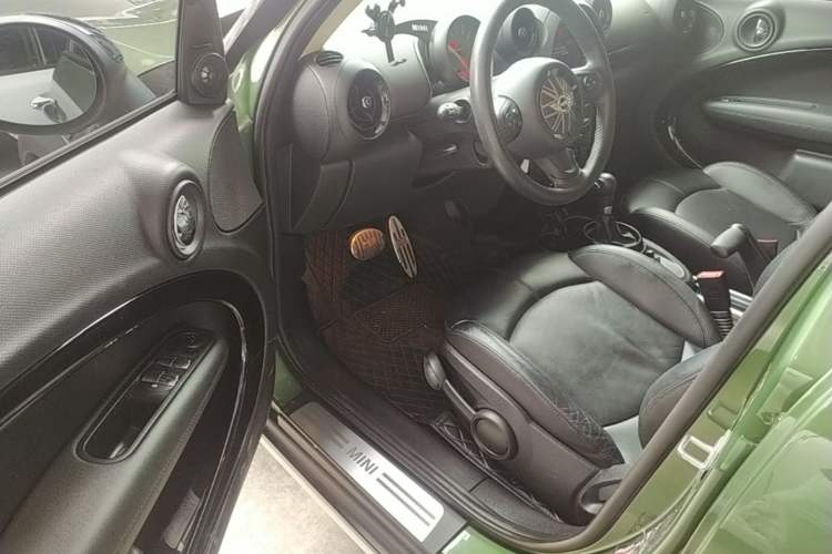 Used MINI Countryman 2014 1.6T COOPER ALL4 Excitement Driver Seat