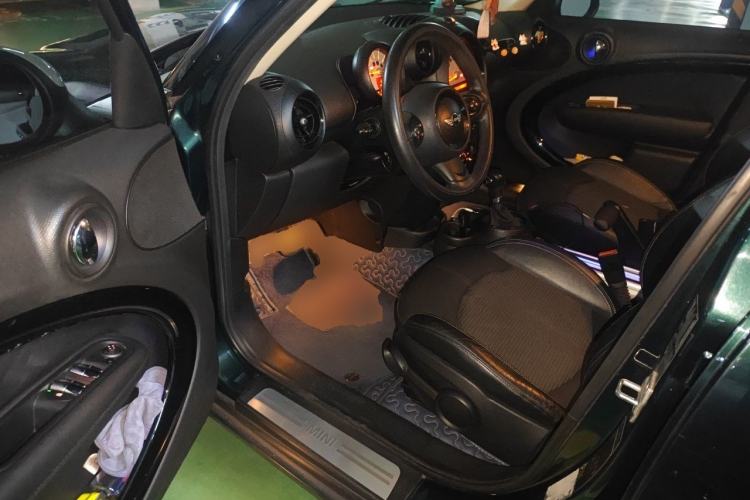 Used MINI Countryman 2014 1.6L COOPER Fun Driver Seat