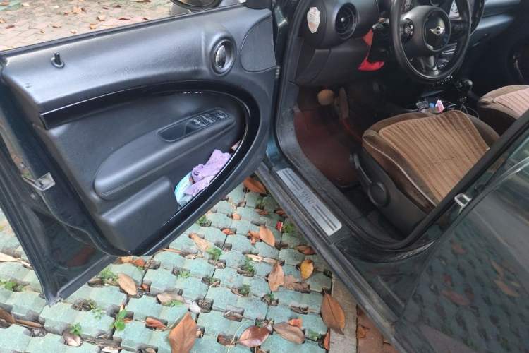 Used MINI Countryman 2014 1.6T COOPER ALL4 Fun Driver Seat