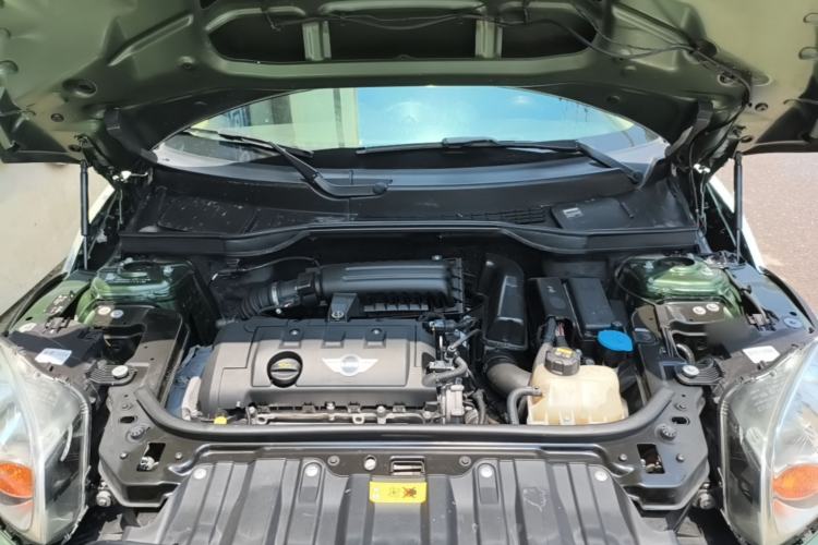 Used MINI Countryman 2014 1.6L COOPER Fun Engine Bay