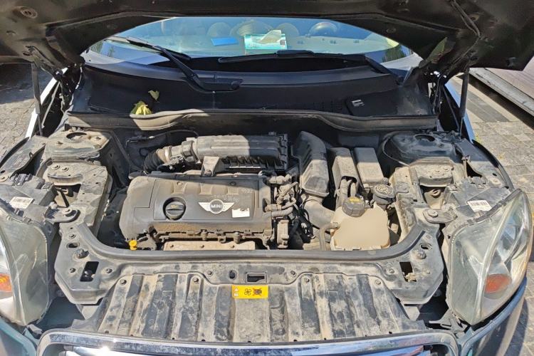 Used MINI Countryman 2014 1.6L COOPER Fun Engine Bay