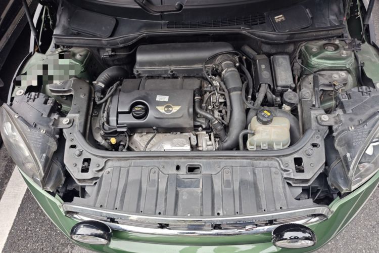 Used MINI Countryman 2014 1.6T COOPER S Engine Bay