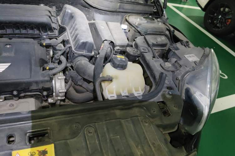 Used MINI Countryman 2014 1.6L COOPER Fun Engine Bay Left