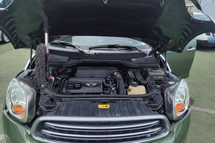 Used MINI Countryman 2014 1.6L COOPER Fun Engine Bay