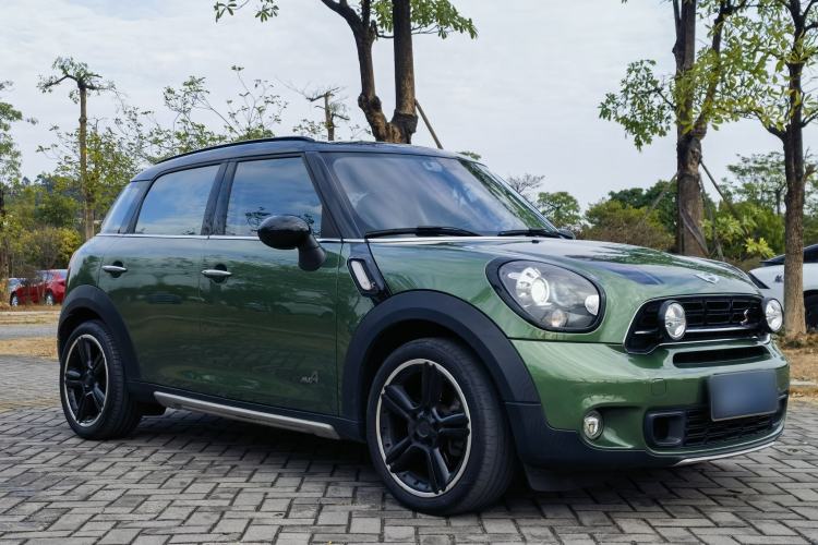 Used MINI Countryman 2014 1.6T COOPER S Exterior 2