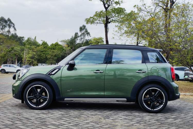 Used MINI Countryman 2014 1.6T COOPER S Exterior 3