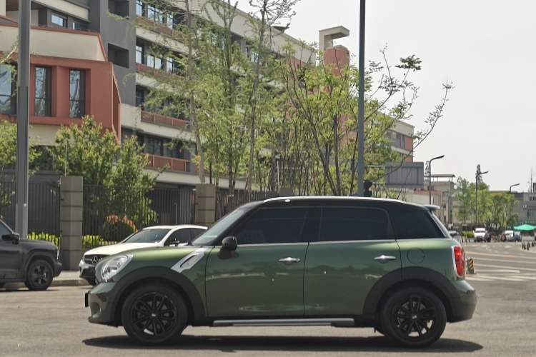 Used MINI Countryman 2014 1.6T COOPER ALL4 Excitement Exterior 4
