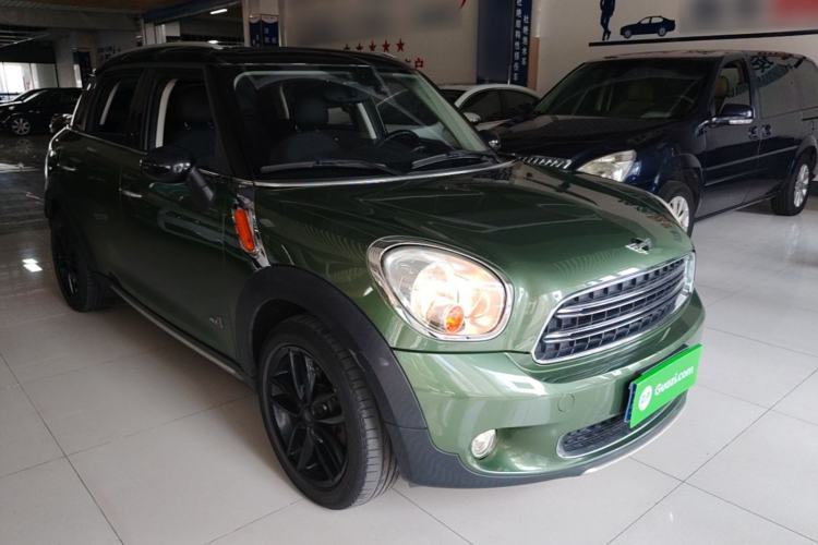 Used MINI Countryman 2014 1.6T COOPER ALL4 Fun Front Right 45 Deg