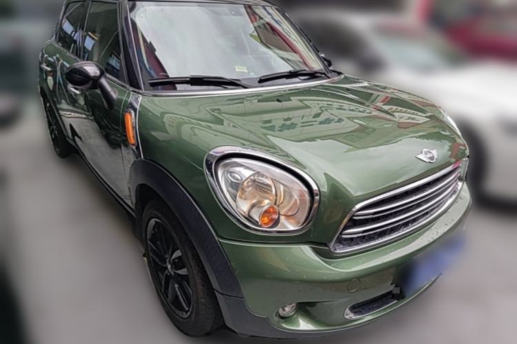 Used MINI Countryman 2014 1.6L COOPER Fun Front Right 45 Deg