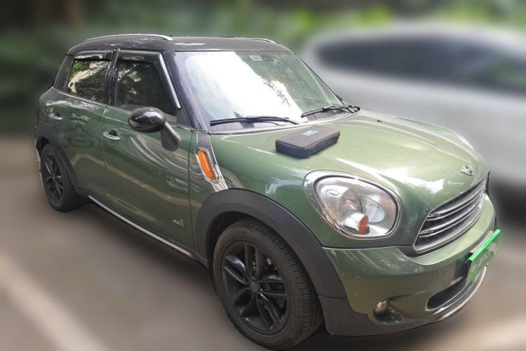 Used MINI Countryman 2014 1.6T COOPER ALL4 Fun Front Right 45 Deg