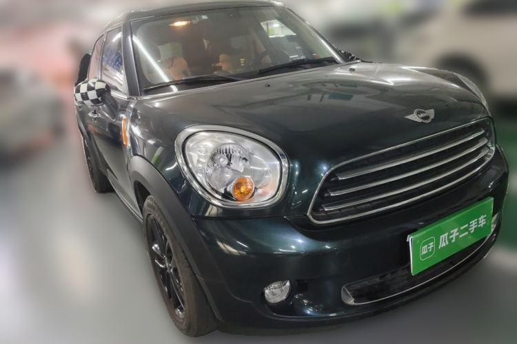 Used MINI Countryman 2014 1.6L COOPER Fun Front Right 45 Deg