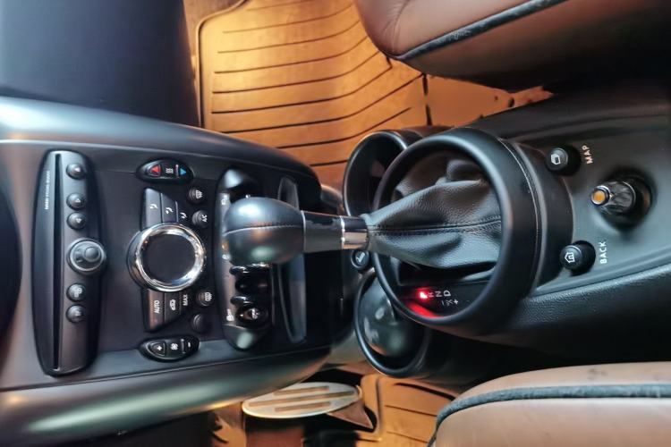 Used MINI Countryman 2014 1.6T COOPER S Gear Lever