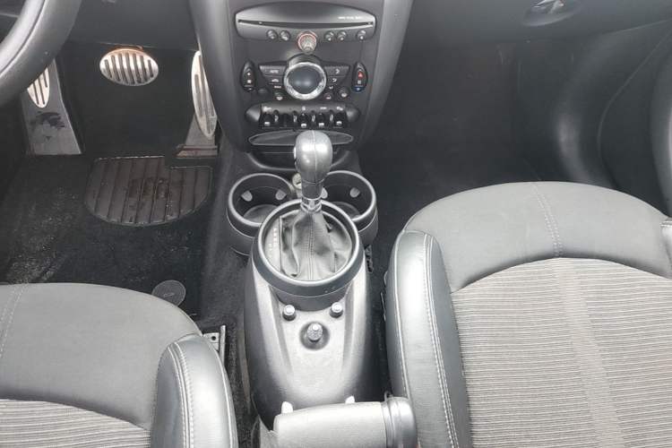Used MINI Countryman 2014 1.6T COOPER S Gear Lever