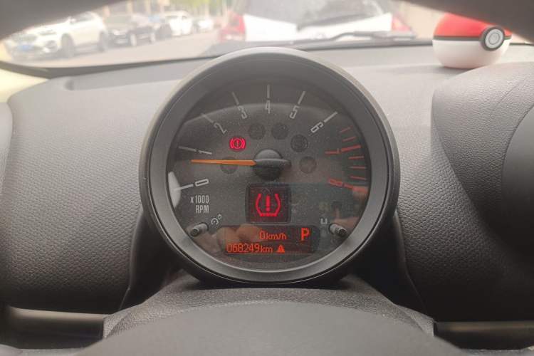 Used MINI Countryman 2014 1.6L ONE Instrument Cluster
