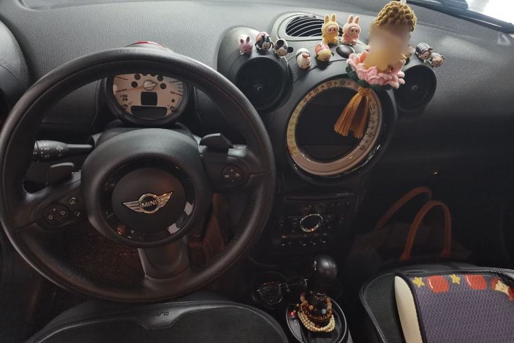 Used MINI Countryman 2014 1.6T COOPER S Interior 1