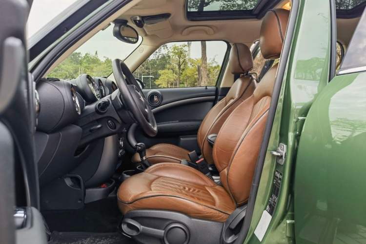Used MINI Countryman 2014 1.6T COOPER S Interior 3