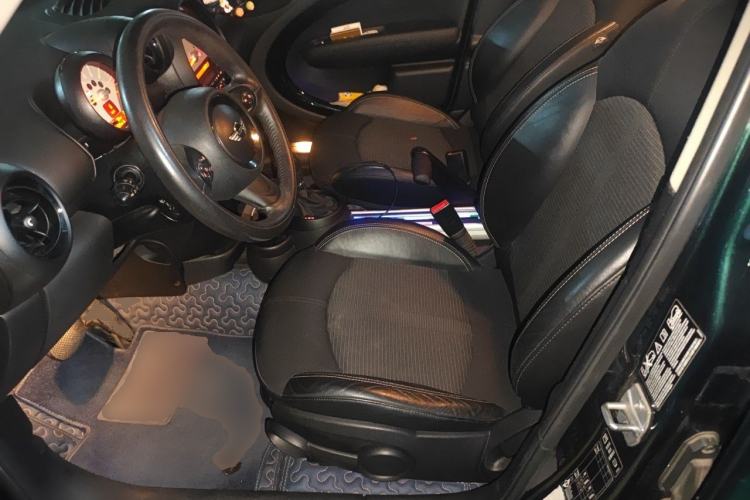 Used MINI Countryman 2014 1.6L COOPER Fun Left Front Seat