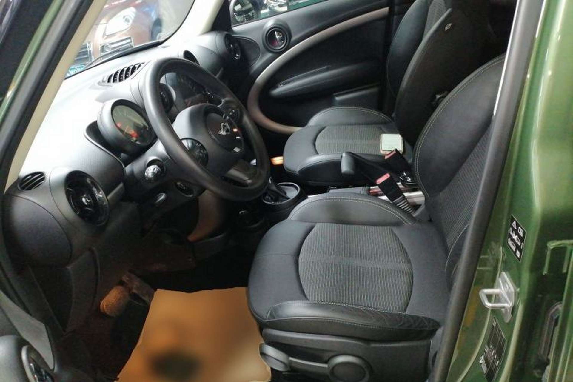 Used MINI Countryman 2014 1.6T COOPER ALL4 Fun Left Front Seat