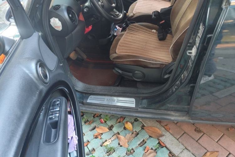 Used MINI Countryman 2014 1.6T COOPER ALL4 Fun Left Front Seat